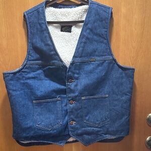 Denim Vest Sherpa lined size XL